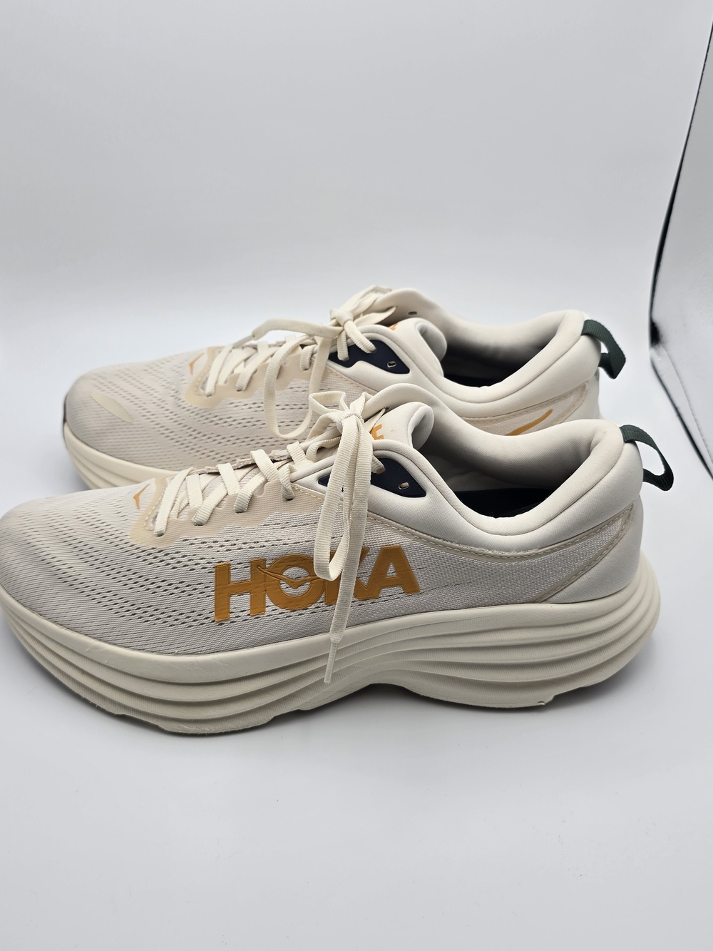 HOKA Clifton-style Running Shoes in Cream with Gold Logo Sz 13 Comfort Running